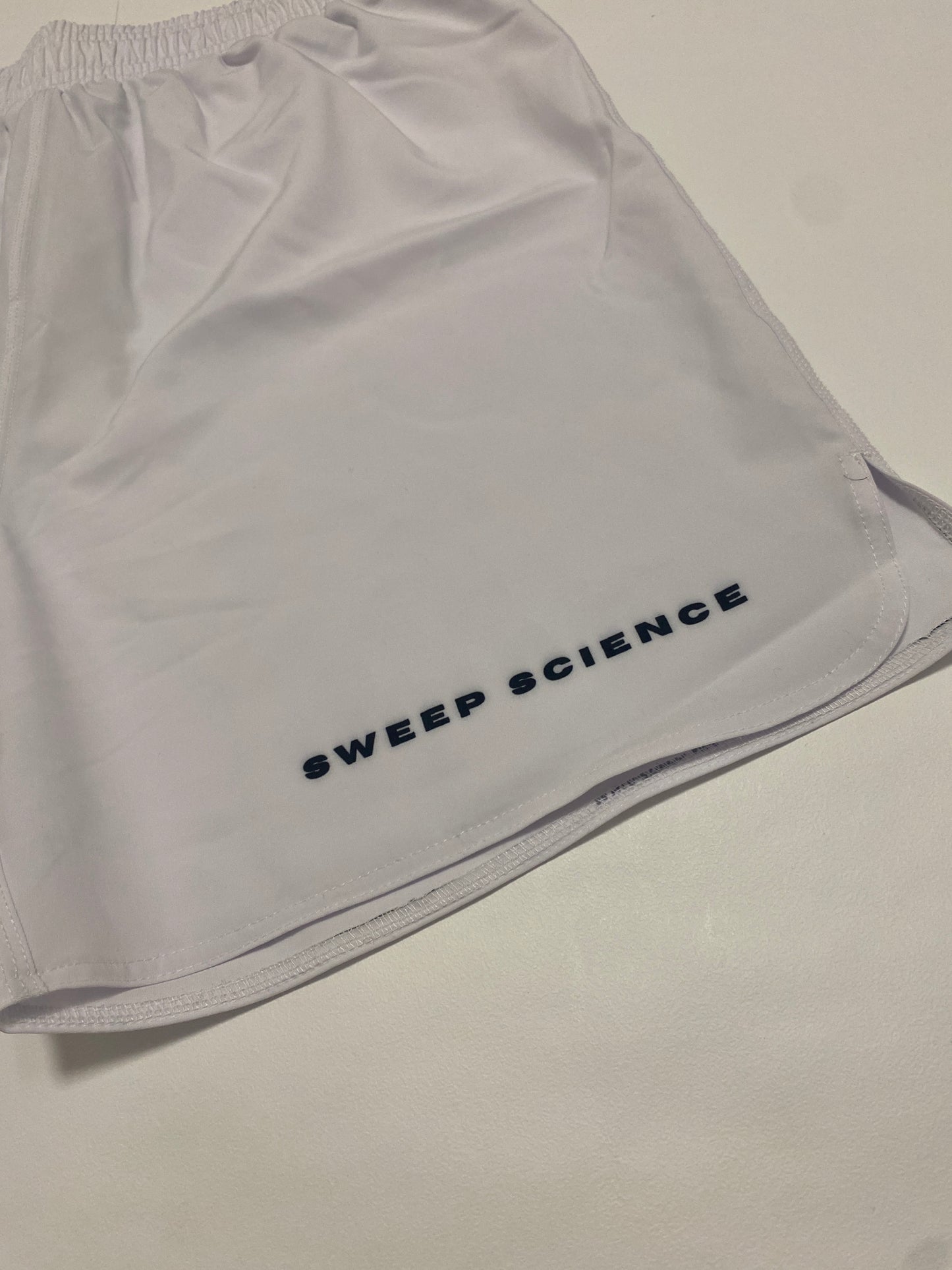 FOUNDER Shorts - white